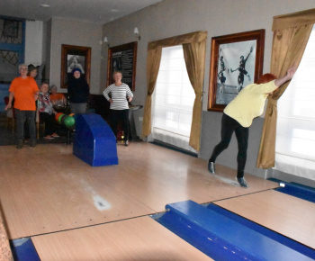 7.2.2023 Joga a bowling.